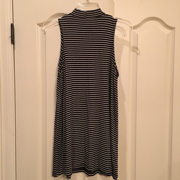 FINAL TOUCH Sleeveless Blk Striped Dress Sz L NWT - Picture 4 of 6